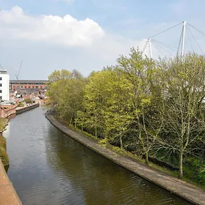 Dukes Riverside Penthouse, With Castle Views, Balcony And Parking United Kingdom