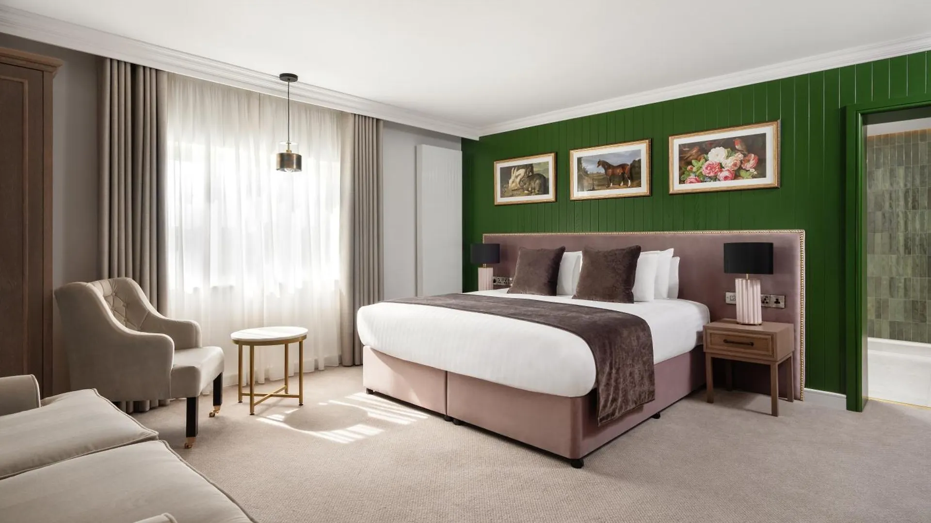 Ivanhoe Inn And Hotel Belfast